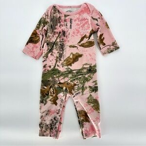 Cabela's Pink and Brown Camouflage Snap Baby Bodysuit Realtree Woodlands 12 - 18